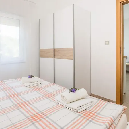 Zaklina 3 By Interhome شقة *